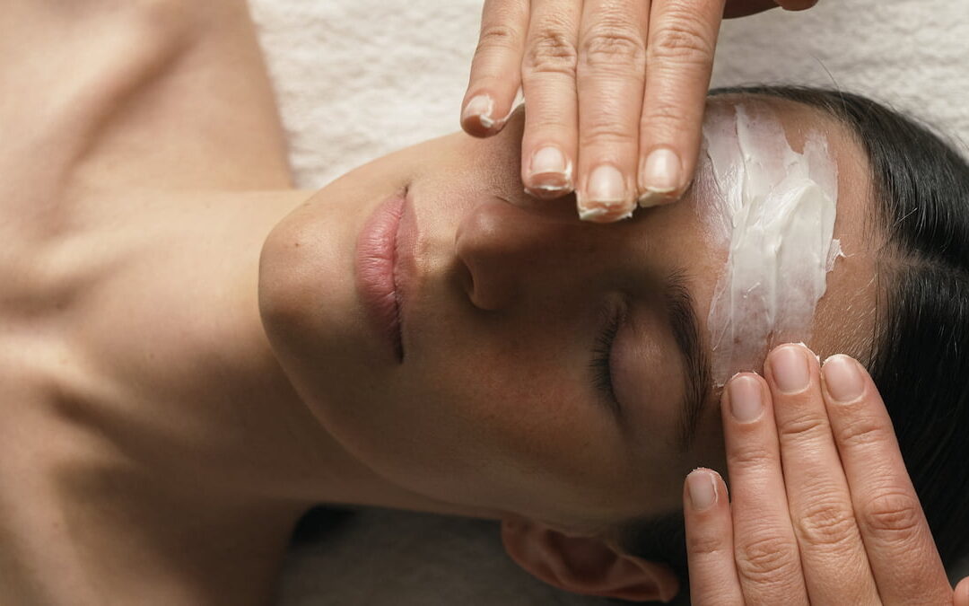 Tratamientos naturales en Sitges: masaje Pressel y facial Dr. Hauschka