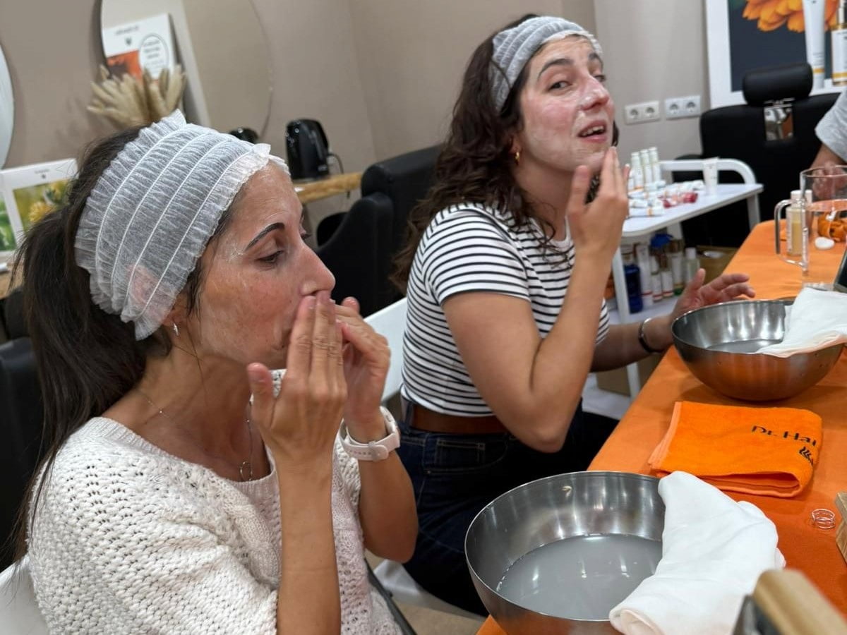 Taller de cuidado facial en Barcelona con cosmética Dr. Hauschka